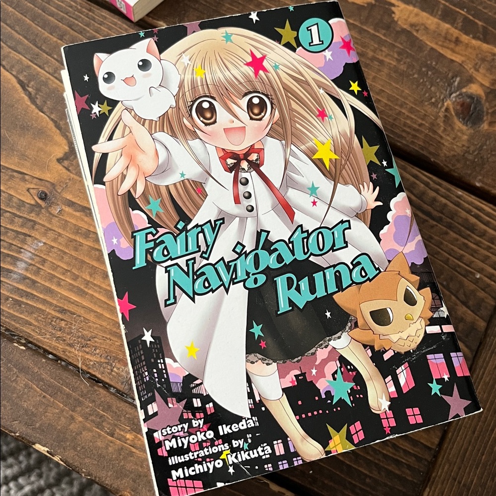Manga Paperback Bundle - Picture 6 of 7